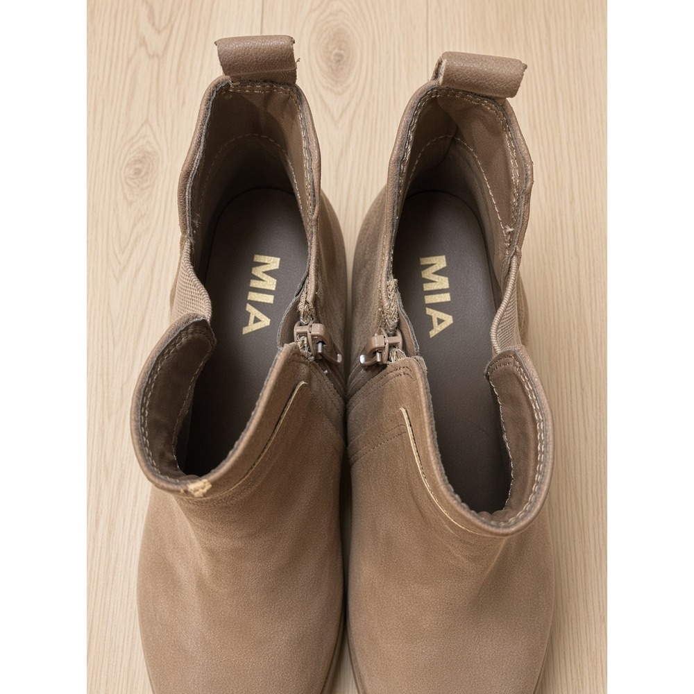 MIA Womens Taupe Faux Suede Ankle Booties Side Zip Stacked Block Heel Size 6.5 - Picture 6 of 7